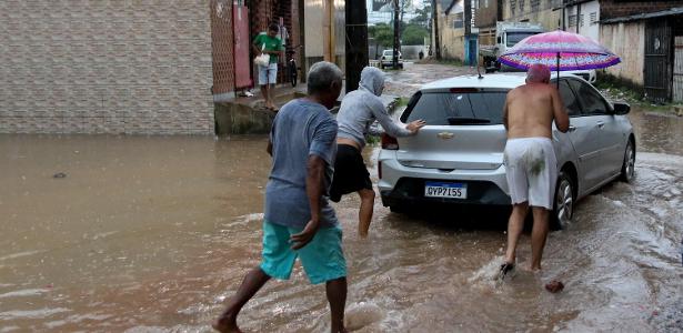 Chuvas em Pernambuco: Bolsonaro envia força-tarefa ao Recife neste domingo
