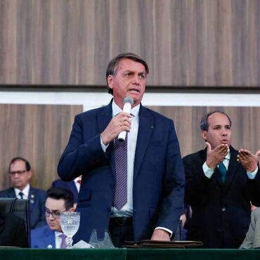 bolsonaro-participa-de-assembleia-geral-da-conamad,-em-goiania