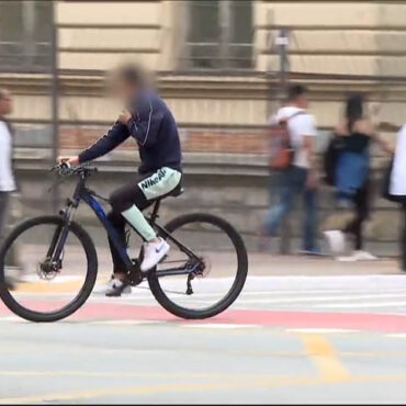 criminosos-de-bicicleta-roubam-pedestres-e-motoristas-distraidos-no-centro-de-sp