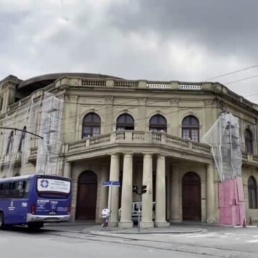 prefeitura-de-santos-prepara-nova-licitacao-para-obras-de-restauro-do-teatro-coliseu,-sp