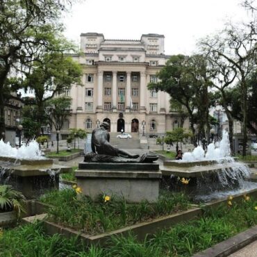 bicentenario-da-independencia-e-comemorado-com-desfiles-e-homenagens-no-centro-de-santos