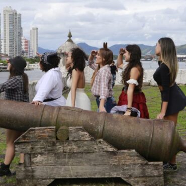 alunos-de-guaruja-exploram-fortaleza-da-barra-grande-em:-“a-cacada”