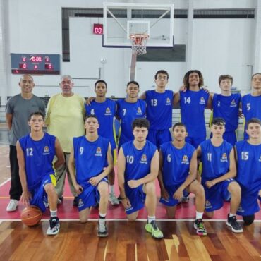 sub-16-masculino-de-guaruja-se-destaca-na-copa-estadual-e-chega-a-fase-final