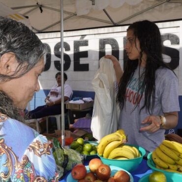 feira-ambiental-troca-plastico,-oleo-e-papelao por-frutas,-verduras-e-legumes-nesta-quarta-(30)