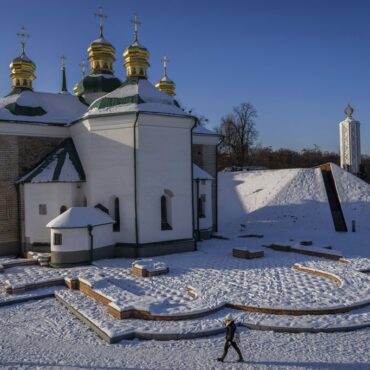 ucrania-proibe-organizacoes-religiosas-com-ligacoes-a-russia