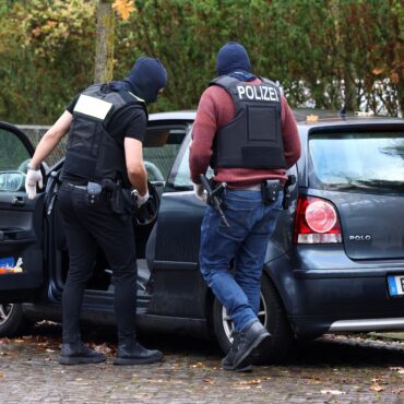 alemanha-prende-25-suspeitos-de-integrar-grupo-terrorista-de-extrema-direita
