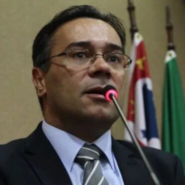 camara-de-cubatao,-sp,-rejeita-pedidos-de-impeachment-contra-prefeito-ademario-oliveira