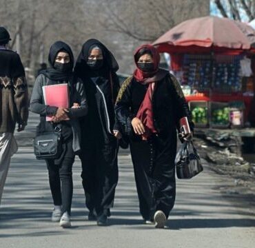 afeganistao:-taliba-proibe-mulheres-nas-universidades
