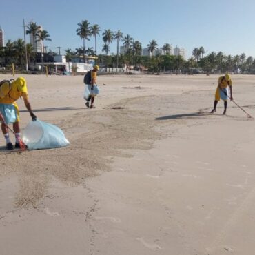 guaruja-define-acoes-de-limpeza-das-praias-na-virada-e-temporada-de-verao