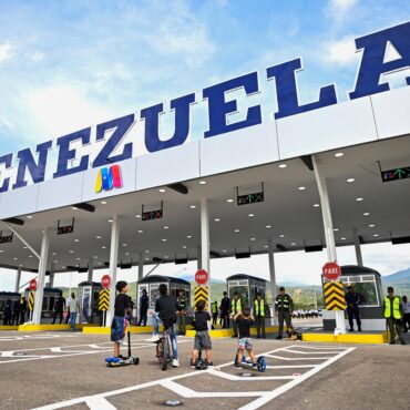 venezuela-e-colombia-completam-reabertura-de-fronteira