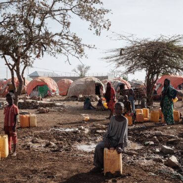 carros-bomba-matam-35-e-destroem-casas-na-somalia