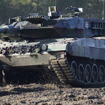 tanques-da-alemanha-podem-fazer-a-ucrania-sair-da-defensiva-e-ir-para-a-ofensiva,-dizem-especialistas