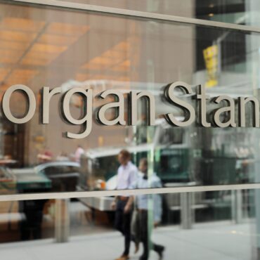 morgan-stanley-aplica-multas-de-ate-us$-1-milhao-a-funcionarios