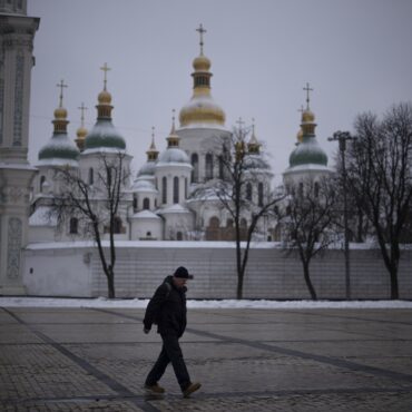 sirenes-de-ataque-aereo-acionadas-em-kiev-antes-de-reuniao-ucrania-ue