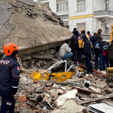 terremoto-de-7,8-de-magnitude-na-turquia-foi-o-mais-forte-desde-1939