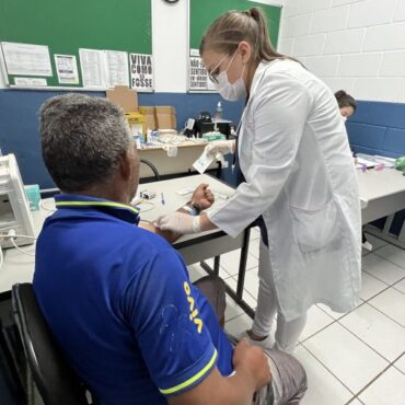 posto-de-saude-volante-atende-vitimas-acolhidas-pela-prefeitura