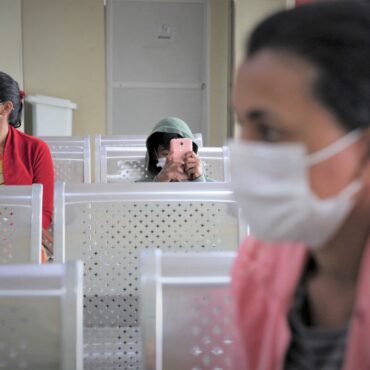 guaruja-desobriga-o-uso-de-mascaras-nos-servicos-de-saude-e-instituicoes-de-longa-permanencia-de-idosos