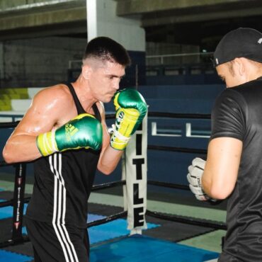 ex-campeao-mundial-patrick-teixeira-treina-no-tejereba,-em-guaruja