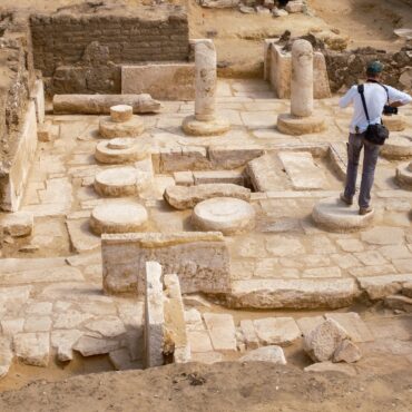 tumba-e-capelas-funerarias-de-3,2-mil-anos-sao-descobertas-em-necropole-no-egito