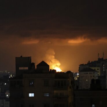 bombardeios-israelenses-deixam-13-mortos-na-faixa-de-gaza,-incluindo-criancas