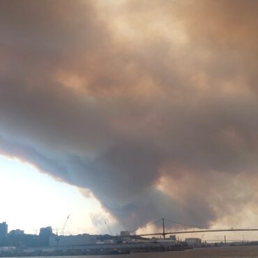 cidade-no-canada-decreta-estado-de-emergencia-devido-a-incendio-florestal