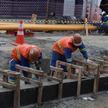 obras-do-vlt-interditam-a-avenida-conselheiro-rodrigues-alves-em-santos,-sp