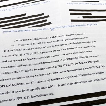 promotores-dizem-a-trump-que-ele-e-investigado-em-caso-de-documentos-que-ele-levou-para-casa,-diz-imprensa-dos-eua