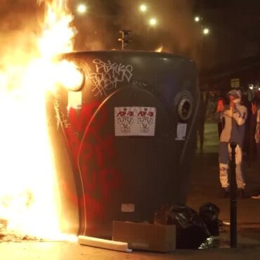 franca-reforca-mobilizacao-policial,-e-quase-500-pessoas-sao-detidas-em-mais-uma-noite-de-protestos