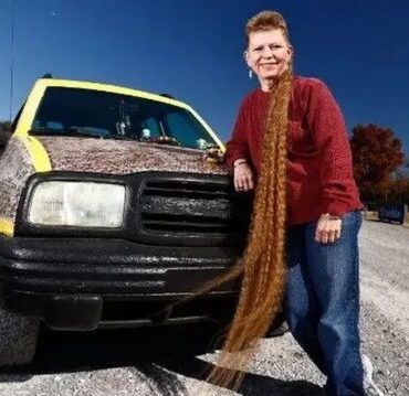 a-americana-que-bateu-recorde-de-mullet-mais-longo-do-mundo