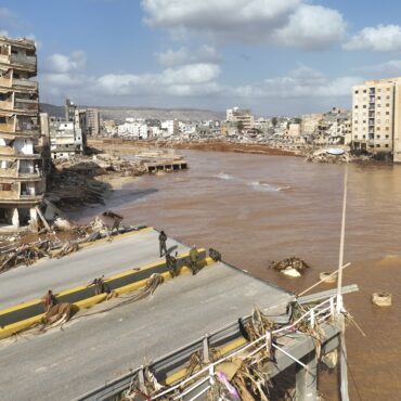 enchentes-na-libia:-a-cidade-que-parece-ter-sido-varrida-por-tsunami