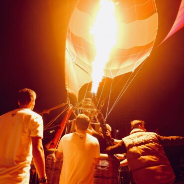 festival-internacional-de-balonismo-promete-iluminar-o-ceu-de-guaruja