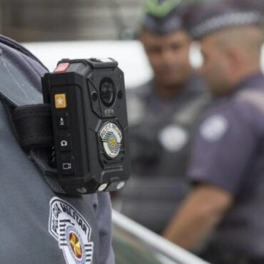 justica-de-sp-determina-que-todos-os-policiais-que-atuam-na-‘operacao-escudo’-passem-a-usar-cameras-corporais