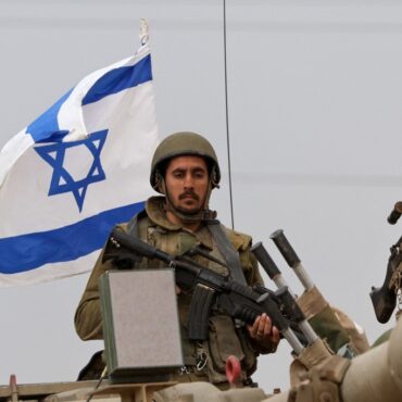 israel-anuncia-ter-retomado-o-controle-na-fronteira-com-a-faixa-de-gaza