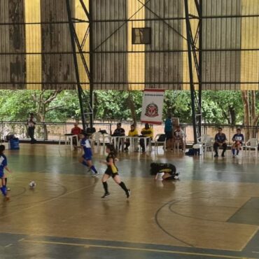 guaruja-tem-100%-de-aproveitamento-na-fase-de-grupos-no-futsal-feminino-sub-21