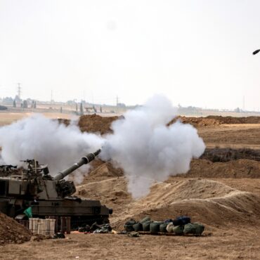 israel-prepara-‘operacao-terrestre’-em-gaza,-mas-decisao-ainda-nao-foi-tomada-diz-porta-voz