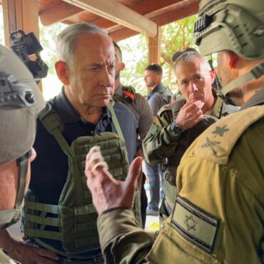 israel-diz-que-prepara-operacao-por-terra-em-gaza