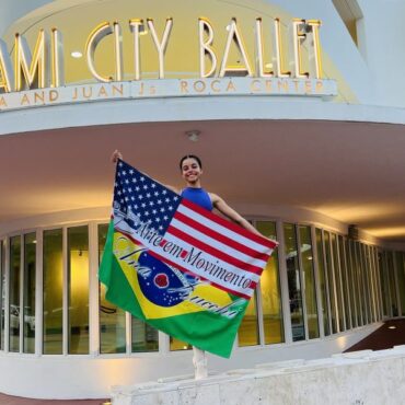 bailarina-de-guaruja-garante-vaga-em-curso-intensivo-de-danca-nos-estados-unidos-em-2024