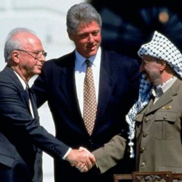 quem-foi-yitzhak-rabin-e-por-que-seu-assassinato-foi-golpe-contra-paz-entre-israelenses-e-palestinos