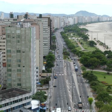 homem-e-esfaqueado-em-frente-a-praia-no-litoral-de-sp