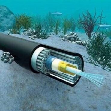 praia-grande-recebe-instalacao-de-cabos-submarinos-de-fibra-optica-do-google