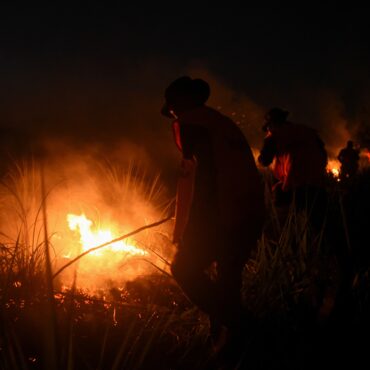 incendios-na-amazonia-boliviana-que-ja-destruiram-vilarejos-ameacam-se-alastrar-para-areas-urbanas