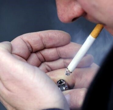 por-que-nova-zelandia-voltou-atras-sobre-proibir-venda-de-cigarros