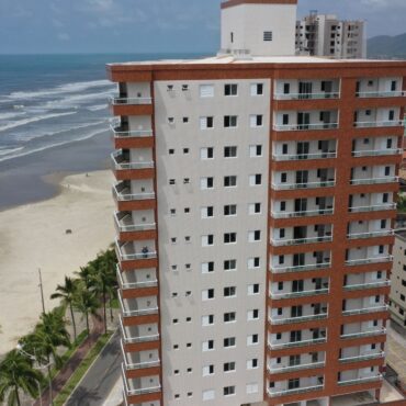 arco-iris-mar:-30-anos-construindo-sonhos-em-praia-grande