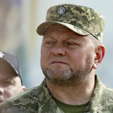 volodymyr-zelensky-demite-principal-general-da-ucrania-para-tentar-mudar-recrutamento-para-a-guerra-contra-a-russia
