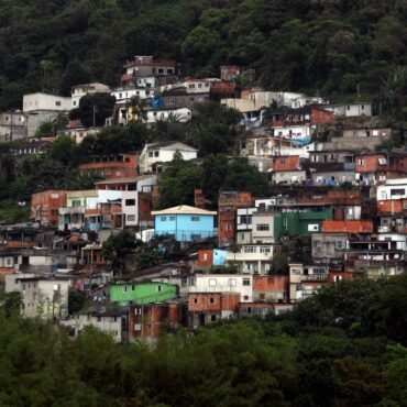 sobe-para-33-o-numero-de-suspeitos-mortos-na-operacao-verao-no-litoral-de-sp