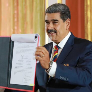 essequibo:-maduro-promulga-lei-que-cria-provincia-da-venezuela-em-territorio-da-guiana