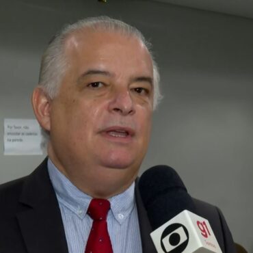 ministro-marcio-franca-diz-ser-preciso-‘apertar’-o-governo-de-sp-para-acelerar-a-obra-do-tunel-santos-guaruja