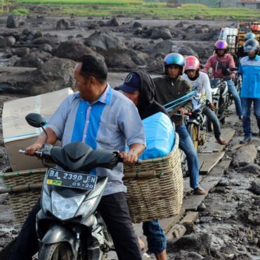 inundacoes-deixam-50-mortos-e-27-desaparecidos-na-indonesia