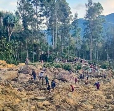 papua-nova-guine-estima-que-2.000-pessoas-possam-estar-soterradas-apos-avalanche