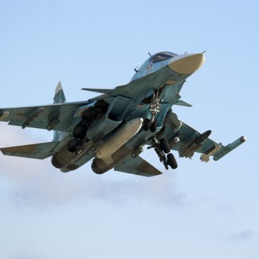 caca-supersonico-cai-durante-treinamento-militar-na-russia